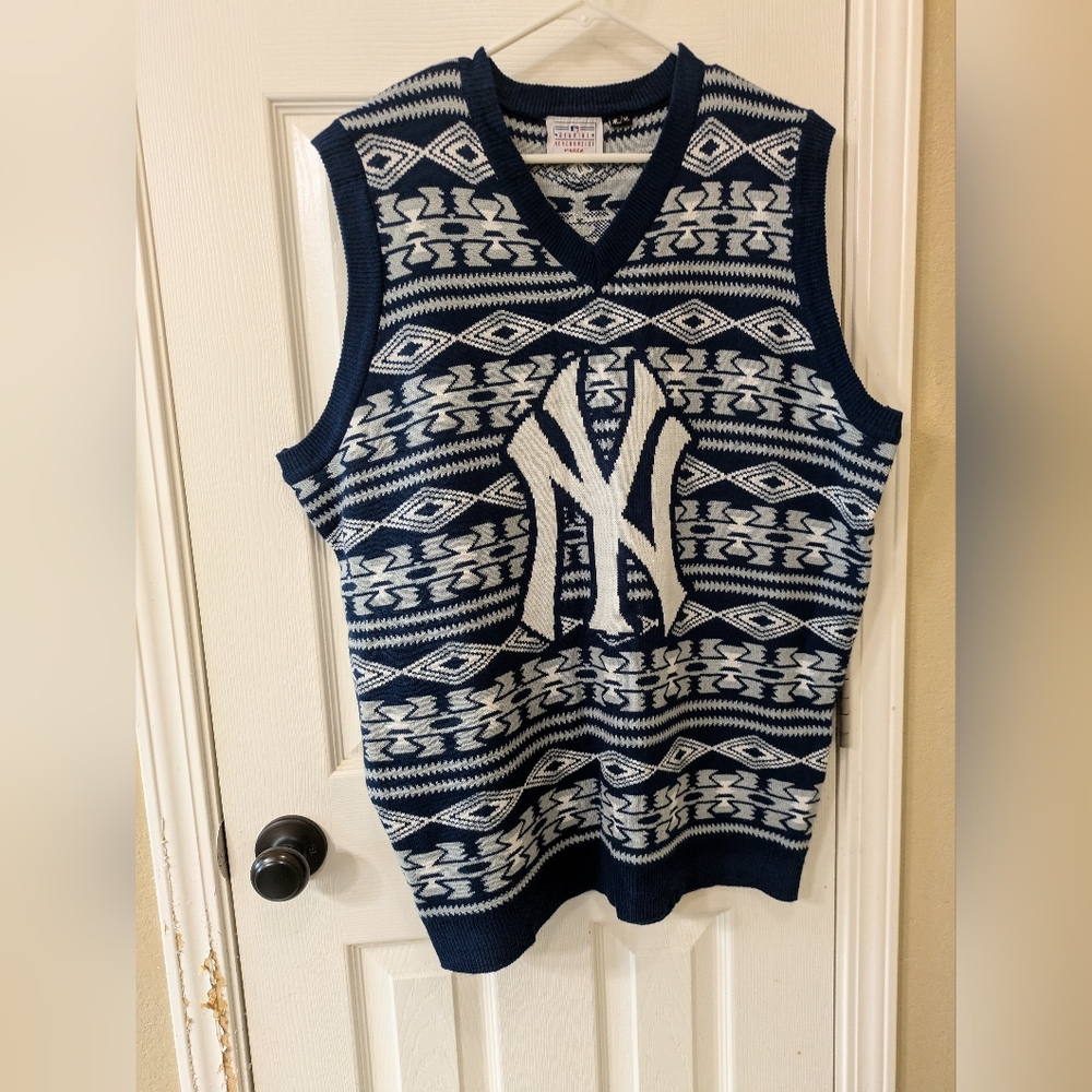 Yankees sweater vest